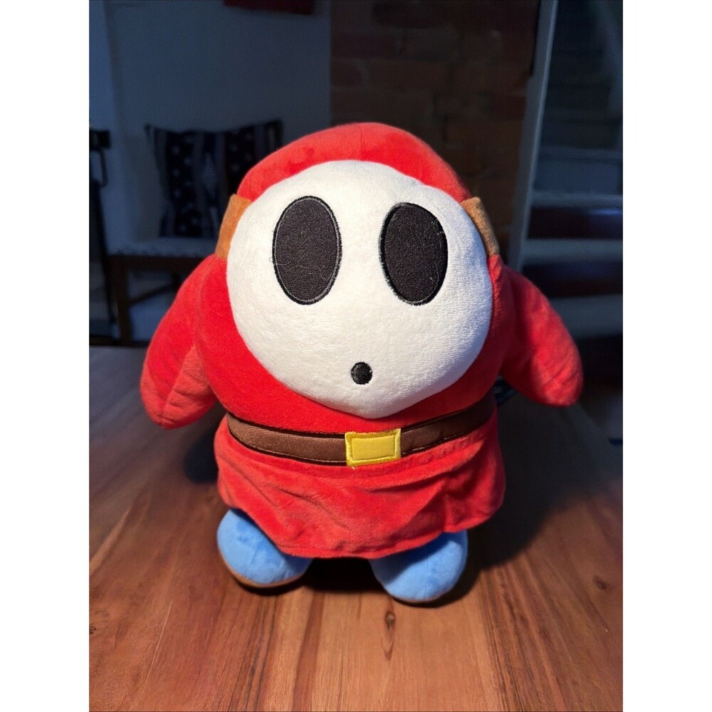SUPER MARIO Shy Guy 13” LARGE Plush 2018 Nintendo Official Merch Super Cool